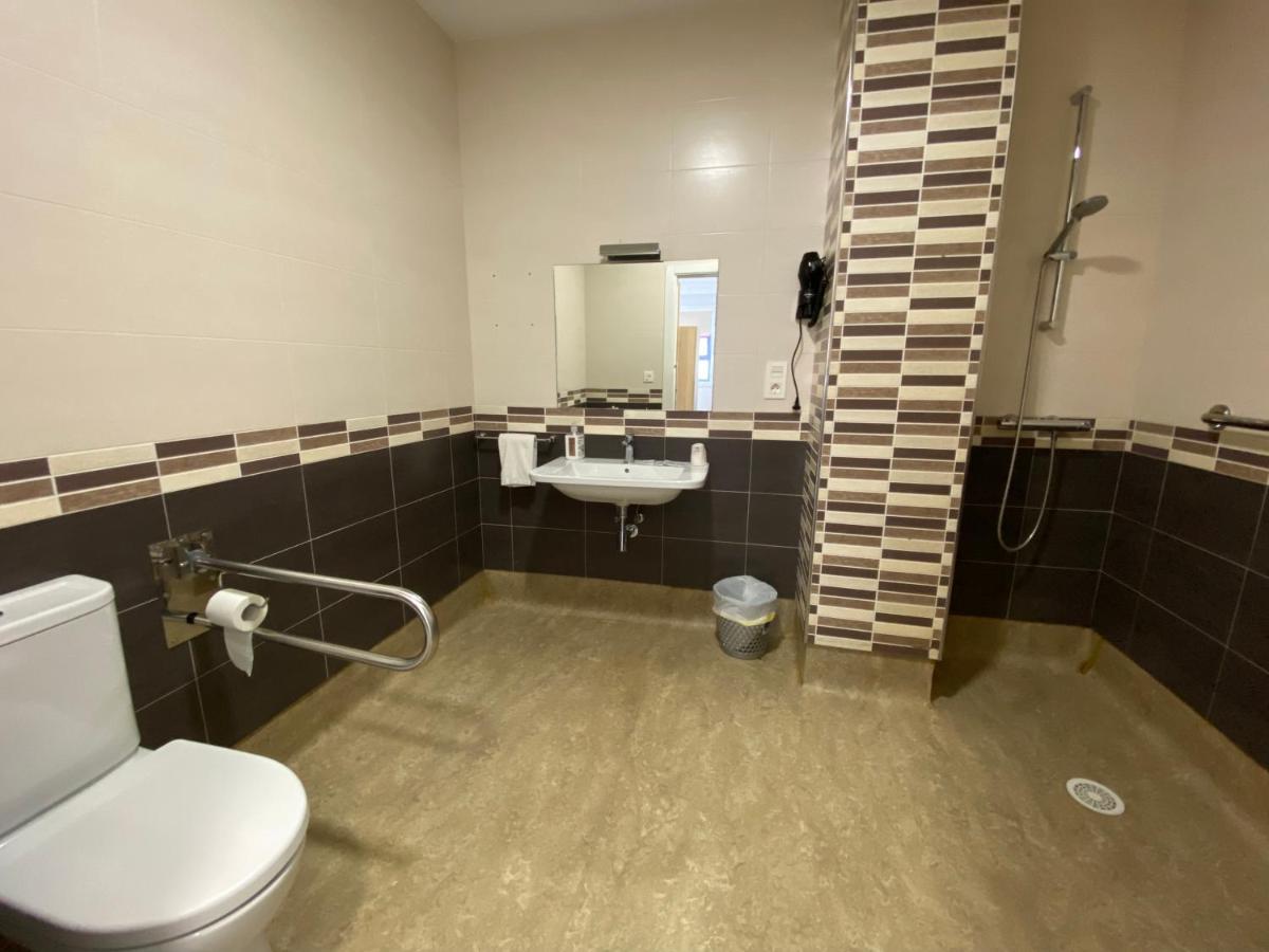 Hotel Dpcristal El Rinconcito Sarria Zewnętrze zdjęcie